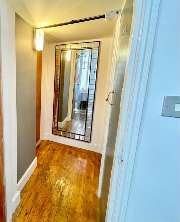 The Location- 1 Free Private Parking Space - 60 Second Walk 2 Minster! يورك المظهر الخارجي الصورة